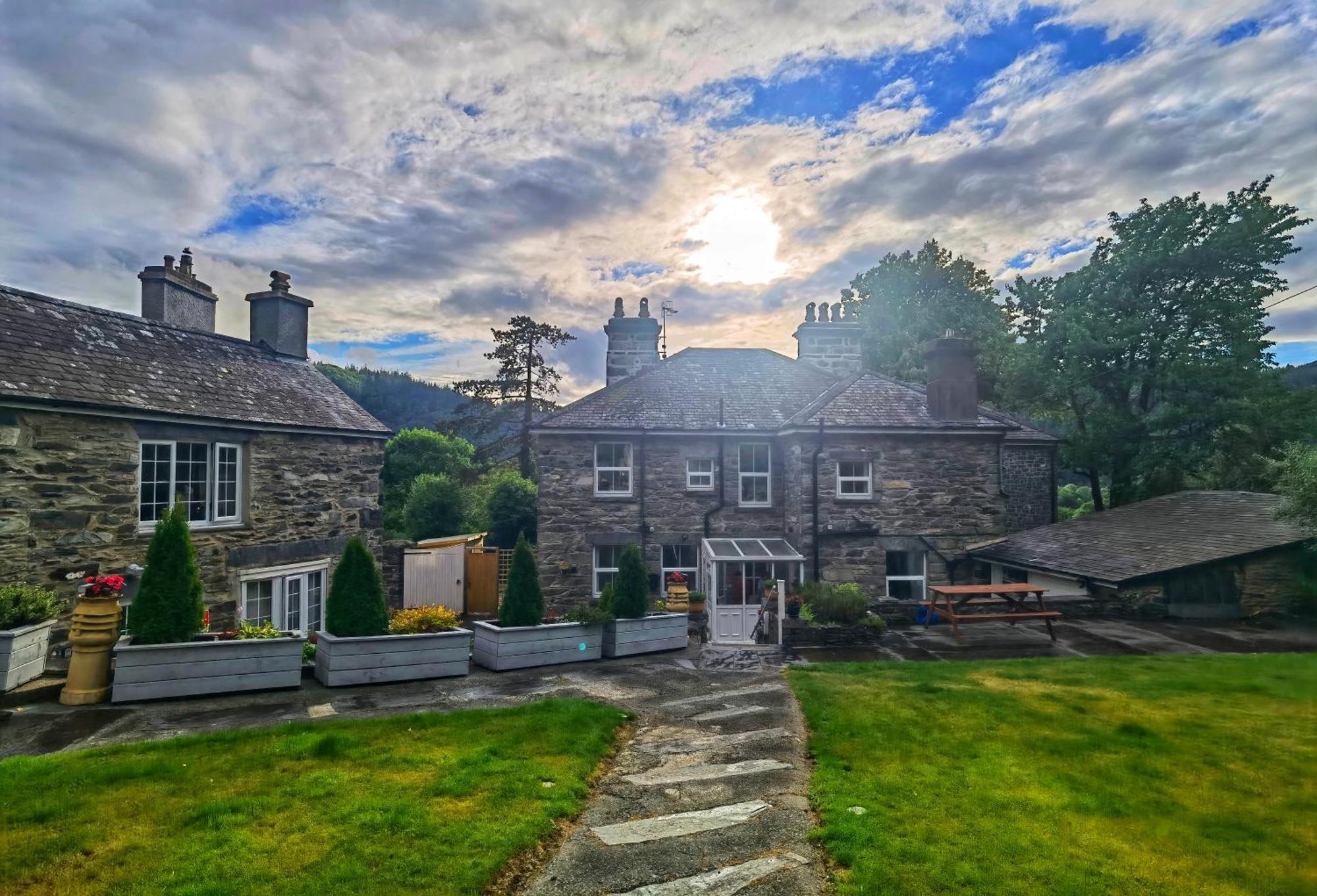 Cosy 2 Bedroom Cottage In Betws Y Coed, Snowdonia Экстерьер фото